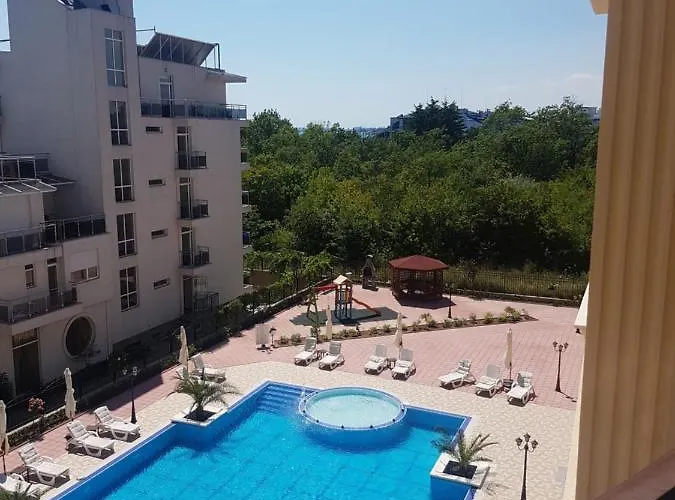 Flora Beach Private Lejlighedshotel Pomorie