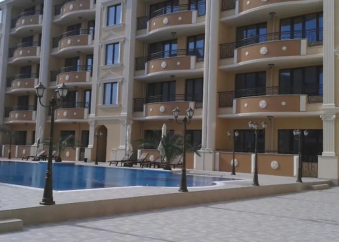 Flora Beach Private *